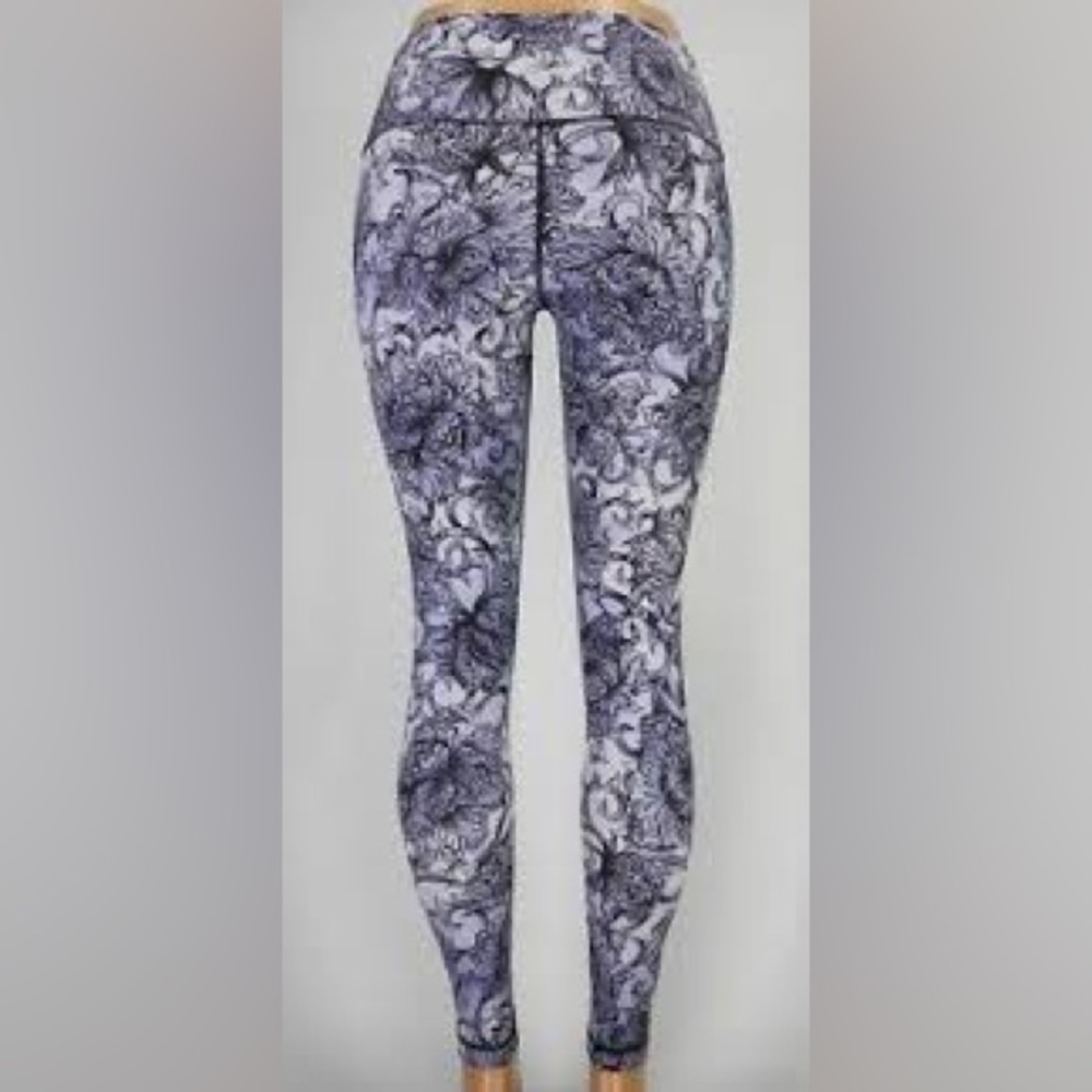 lululemon athletica Women's Purple Patterned Leggings